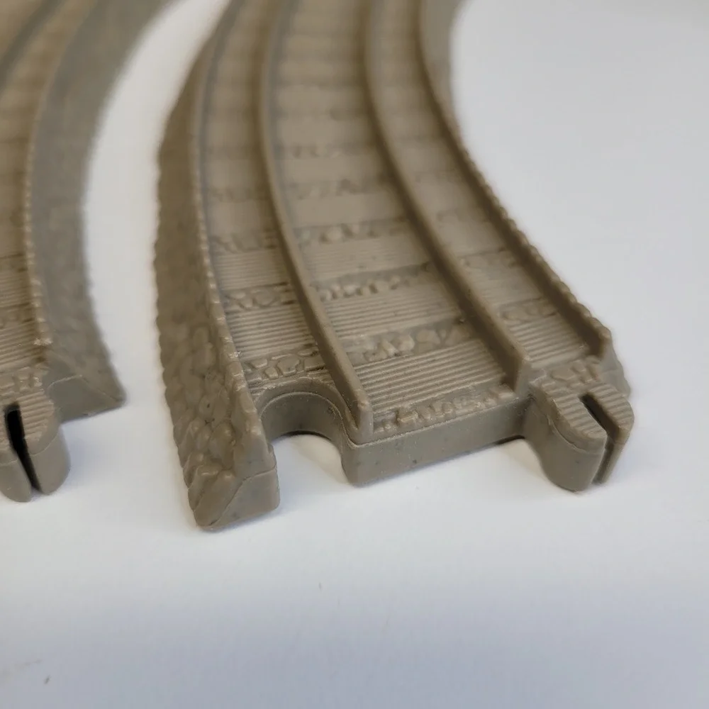 Thomas and Friends Wooden Railway Curved Track Pieces‎ 2011 Mattel 5 pcs